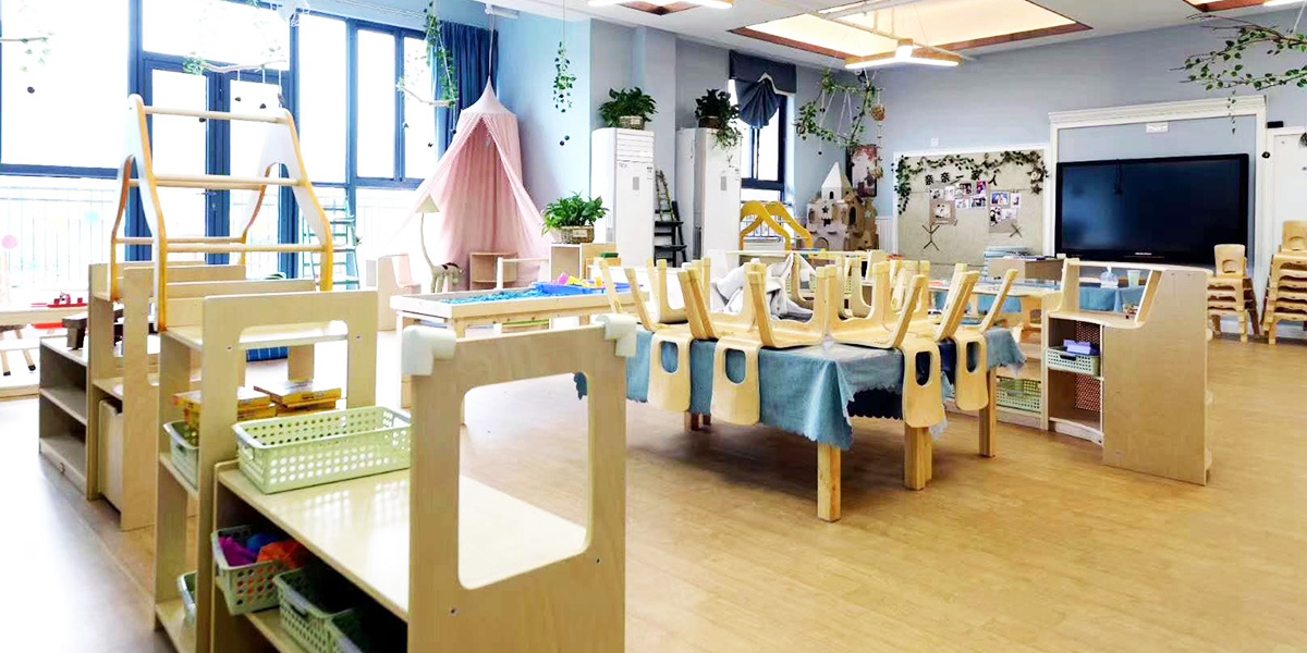 南京华德琳幼儿园阿姆斯壮PVC塑胶地板铺设案例